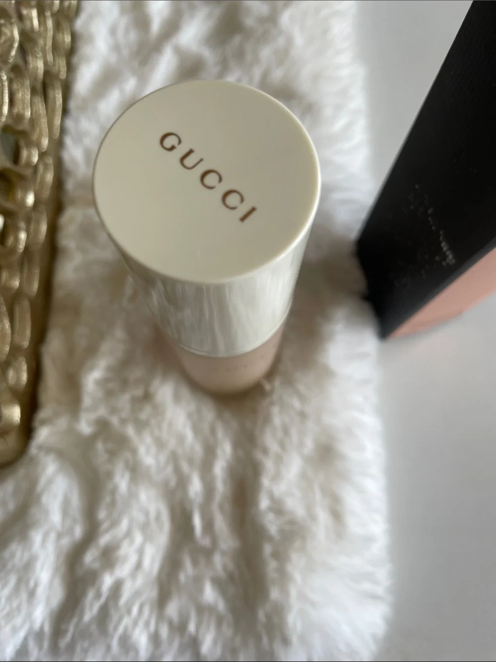 Gucci Éternité de Beauté Breathable Foundation - Fair 180W